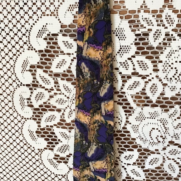 J Garcia Dogs Collection Five Silk Tie - Picture 2 of 6